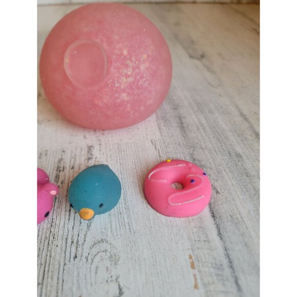 Squish fidget pink glitter ball toy donut bird teddy set figure - Picture 2 of 7